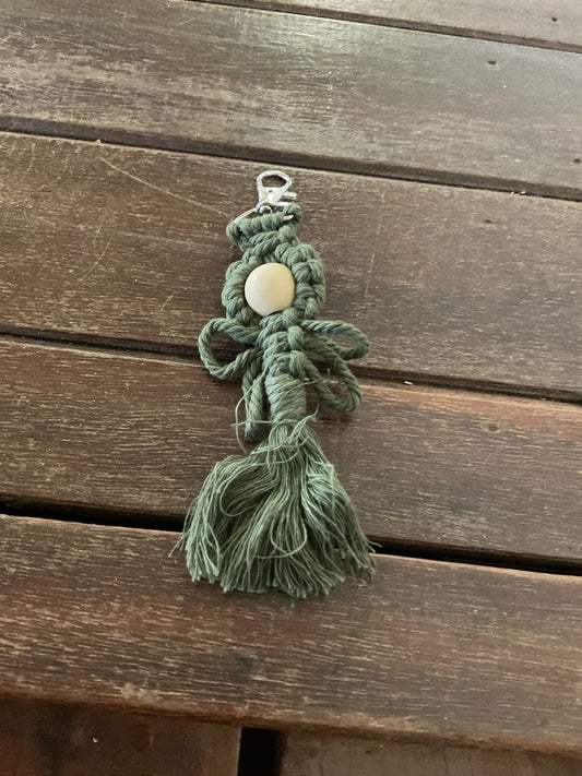 Handmade bead key ring - Olive