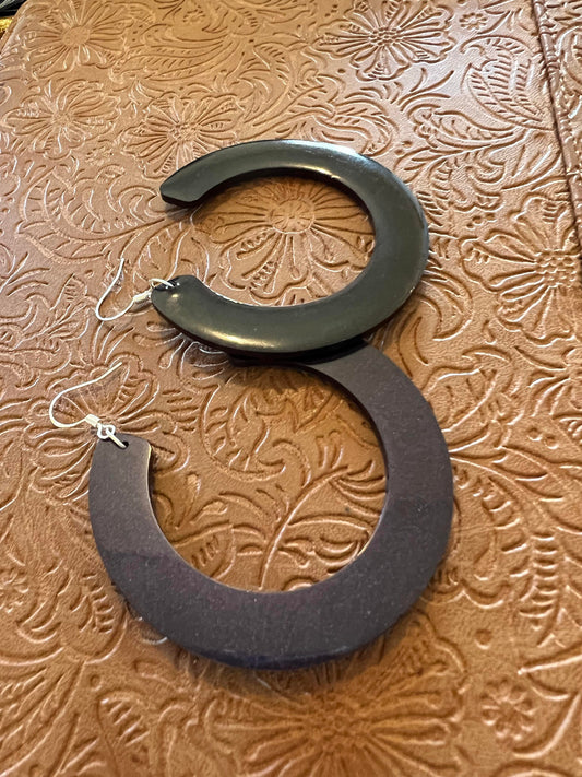 Wide Hoop Earrings - 038